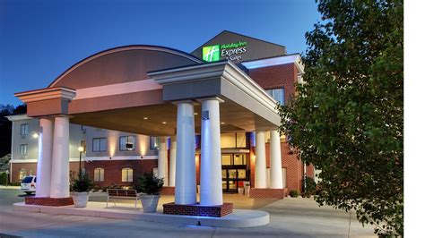 HOLIDAY INN EXPRESS & SUITES MERIDIAN, AN IHG HOTEL $96 ($̶1̶1̶7̶ ...