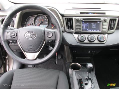 2015 Toyota RAV4 LE Dashboard Photos | GTCarLot.com