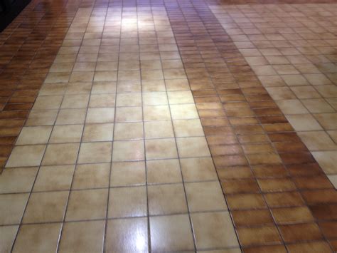 File:Cool floor tiles - Piedmont Mall Danville, VA (7377709480).jpg - Wikimedia Commons