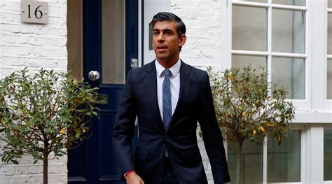 Rishi Sunak set to become UK’s first Indian-origin PM | World News - The Indian Express