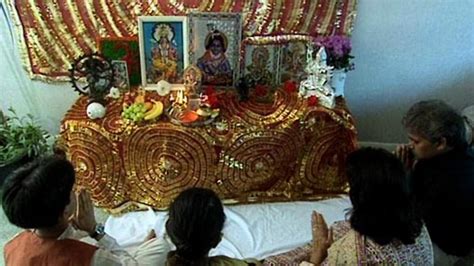 BBC Two - Pathways of Belief, Series, One God Many Aspects, Puja - a form of Hindu worship