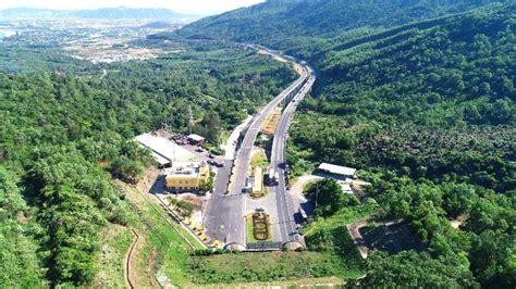 Vietnam inaugurates second Hai Van mountain tunnel | Nhan Dan Online