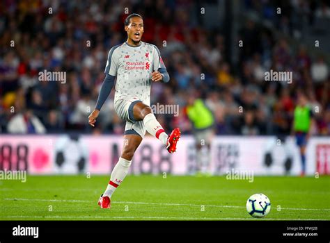 Liverpool's Virgil van Dijk Stock Photo - Alamy