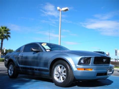 2006 Ford Mustang V6 Premium Coupe Data, Info and Specs | GTCarLot.com