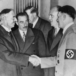 The Origin of Appeasement - The story of Hitler and his Munich Agreement : interesting