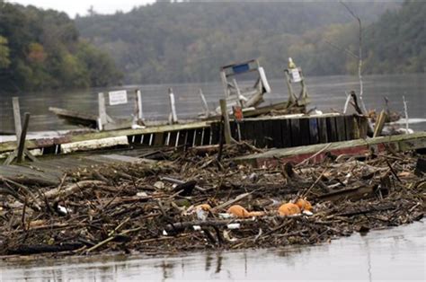 More Rain Floods New England - CBS News