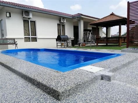 Nur Banglo Homestay Port Dickson Bungalow - Deals, Photos & Reviews