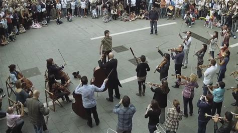 Flashmob Flash Mob - Ode an die Freude ( Ode to Joy ) Beethoven Symphony No.9 classical music ...