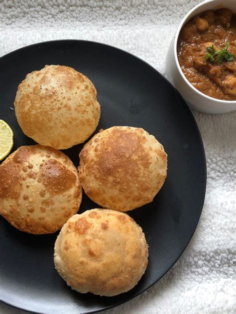 5 Places To Eat The Best Chole Bhature In Delhi