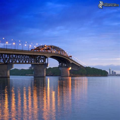 Auckland Harbour Bridge