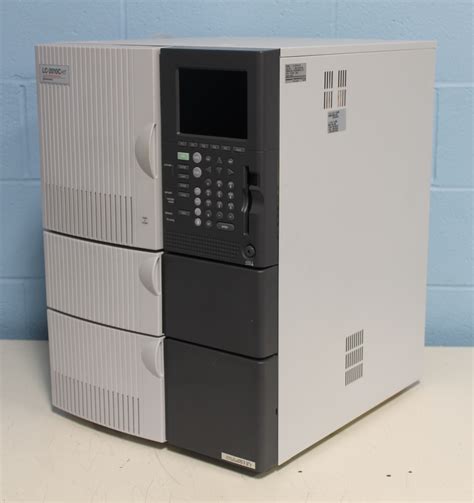 Shimadzu LC-2010CHT HPLC System