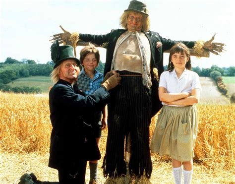 Worzel Gummidge 2020 cast: Who plays the new scarecrow and