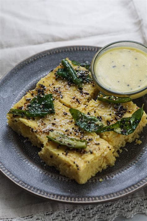 Instant 30 Minute Khaman Dhokla Recipe (Besan) - Some Indian Girl