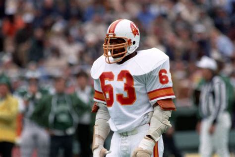 Lee Roy Selmon would look good in a Buccaneers uniform right about now - Bucs Nation