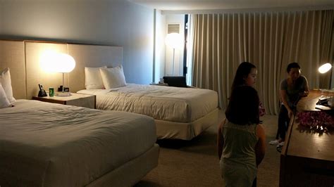 Review: Hyatt Regency Waikiki - Ocean View Double, SPECTACULAR view! - YouTube