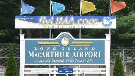 Push On To Land Federal Funds To Expand MacArthur Airport - CBS New York