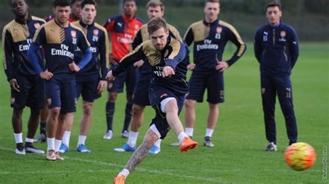 Get the latest Arsenal training pictures | News | Arsenal.com