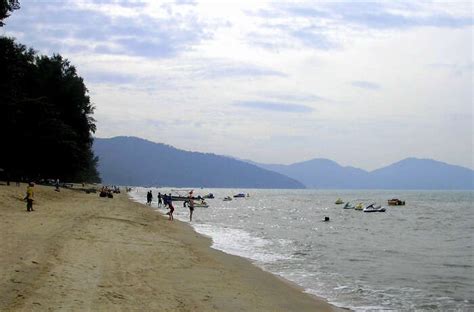 10 Best Penang Beaches Where You Can Chill For Hours