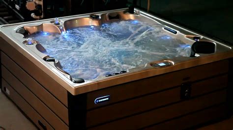 Sunrans Luxury 5 Person Whirlpool Hot Tub With 2 Loungers - Buy Hot Tub With 2 Loungers ...