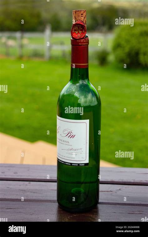 Pomerol, Chateau Le Pin, Bordeaux wine bottle Stock Photo - Alamy