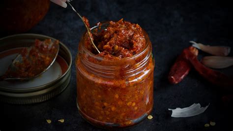 Homemade Red Chilli Paste Recipe (Cili Boh)