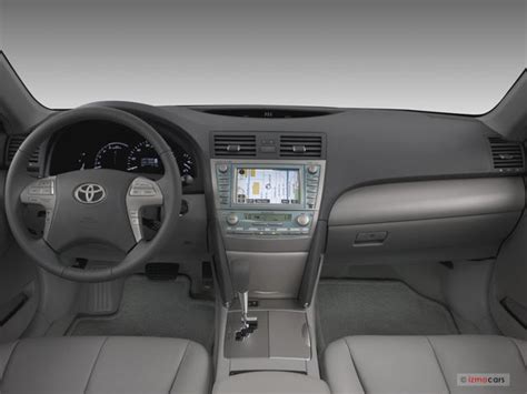 2007 Toyota Camry Hybrid Interior | U.S. News & World Report