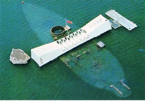 Tourism Objects: Pearl Harbor Visitor Center in Hawai US