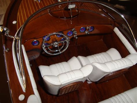 Fine quality reproduction model of the classic Riva Aquarama from Lago di Como | Dorking Desks