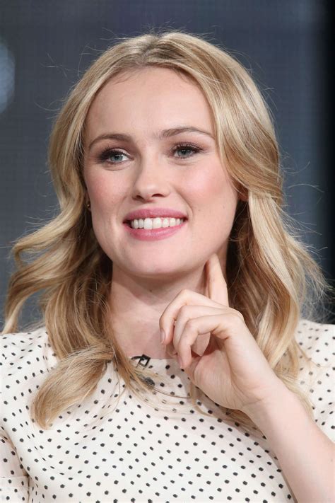 Hannah New: 2015 Winter TCA Press Tour -03 | GotCeleb