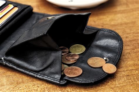 Free Images : button, wallet, cool image, currency, euro, poverty ...