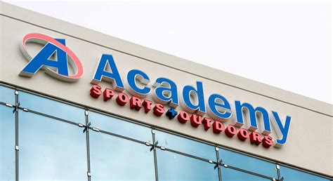 Academy Sports + Outdoors opens distribution center in Tennessee