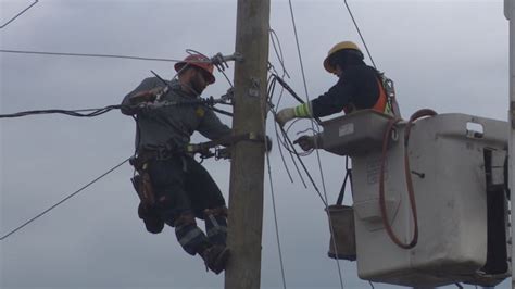 Another major power outage leaves thousands in the dark | CBC News