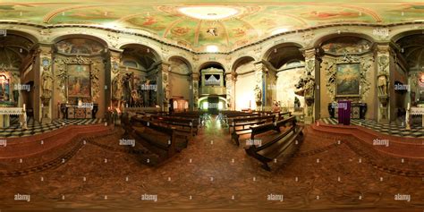 360° view of Holy Cross Church Interior - Alamy