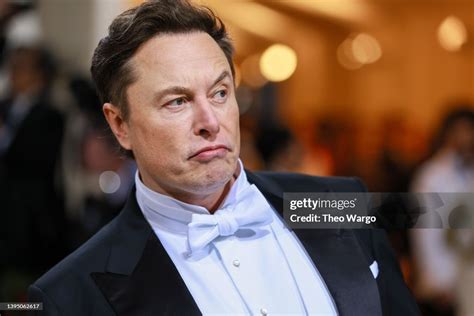 Elon Musk attends The 2022 Met Gala Celebrating "In America: An... News ...