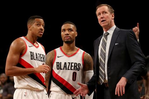 Stotts, Trail Blazers agree to contract extension