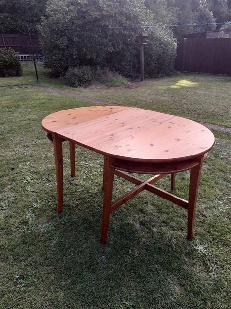 drop leaf extendable dining table | in Godalming, Surrey | Gumtree