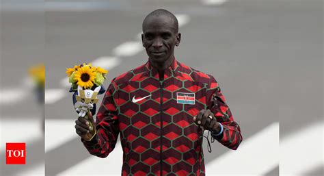 Tokyo Olympics 2020: King Eliud Kipchoge retains men's marathon title | Tokyo Olympics News ...