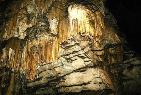 Exploring Borra Caves: A Journey Into Nature's Masterpiece - E India Tourism