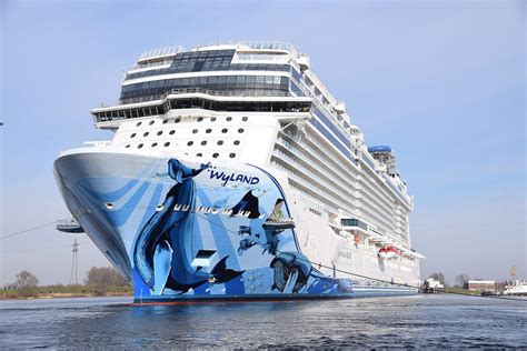 Things To Know About The Norwegian Bliss Cruise Ship | TouristSecrets