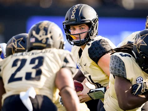 Kyle Shurmur, Vanderbilt recover just in time to avoid Tennessee State ...