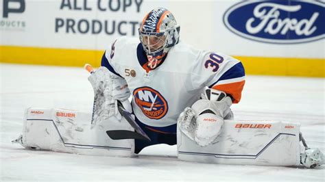 Ilya Sorokin makes 46 saves in shutout, but Islanders fall to Avalanche ...