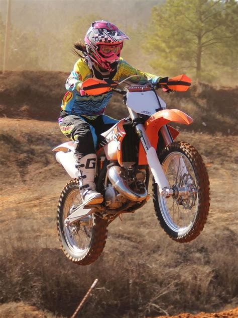 Blog del sito Motocicliste www.motocicliste.net | Motocross girls, Dirt ...