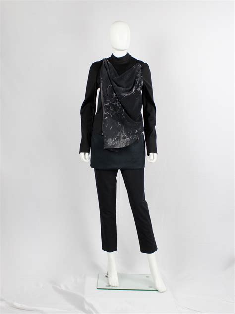 Maison Martin Margiela replica black 'tailored jacket of a ladies suit' - V A N II T A S