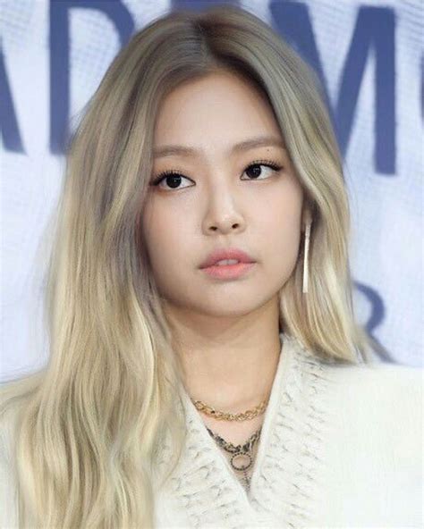 Jennie Photoshop Edit. Lovely as a blonde. | Nữ thần, Nữ thần mặt trăng ...