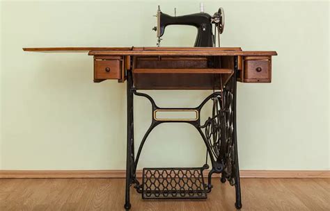 Who Buys Antique Sewing Machines Near Me? - Consort Design