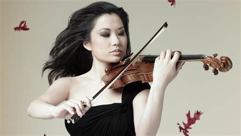 12 Famous Violinists Around The World