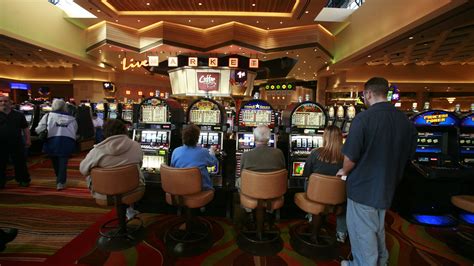 Indiana casinos want wagering, admission taxes cut