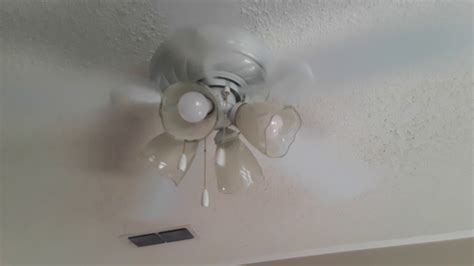 Aloha Breeze, Hometrends and Harbor Breeze ceiling fans - YouTube