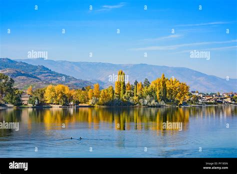 Osoyoos Lake, Osoyoos, Okanagan Region, British Columbia, Canada Stock Photo - Alamy