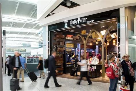 Heathrow Airport Terminal 5 shops and where to find them - Berkshire Live